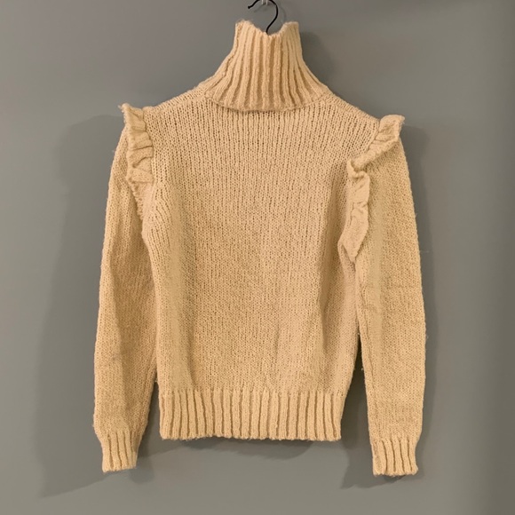 Diane Von Furstenberg Vintage ✨Cream Ruffle Turtleneck Sweater - Picture 9 of 9